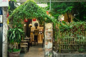 日替わりのヴィーガン料理が楽しめるKomorebi Vegan（コモレビ ヴィーガン）はまるで絵本のようなやさしい食堂