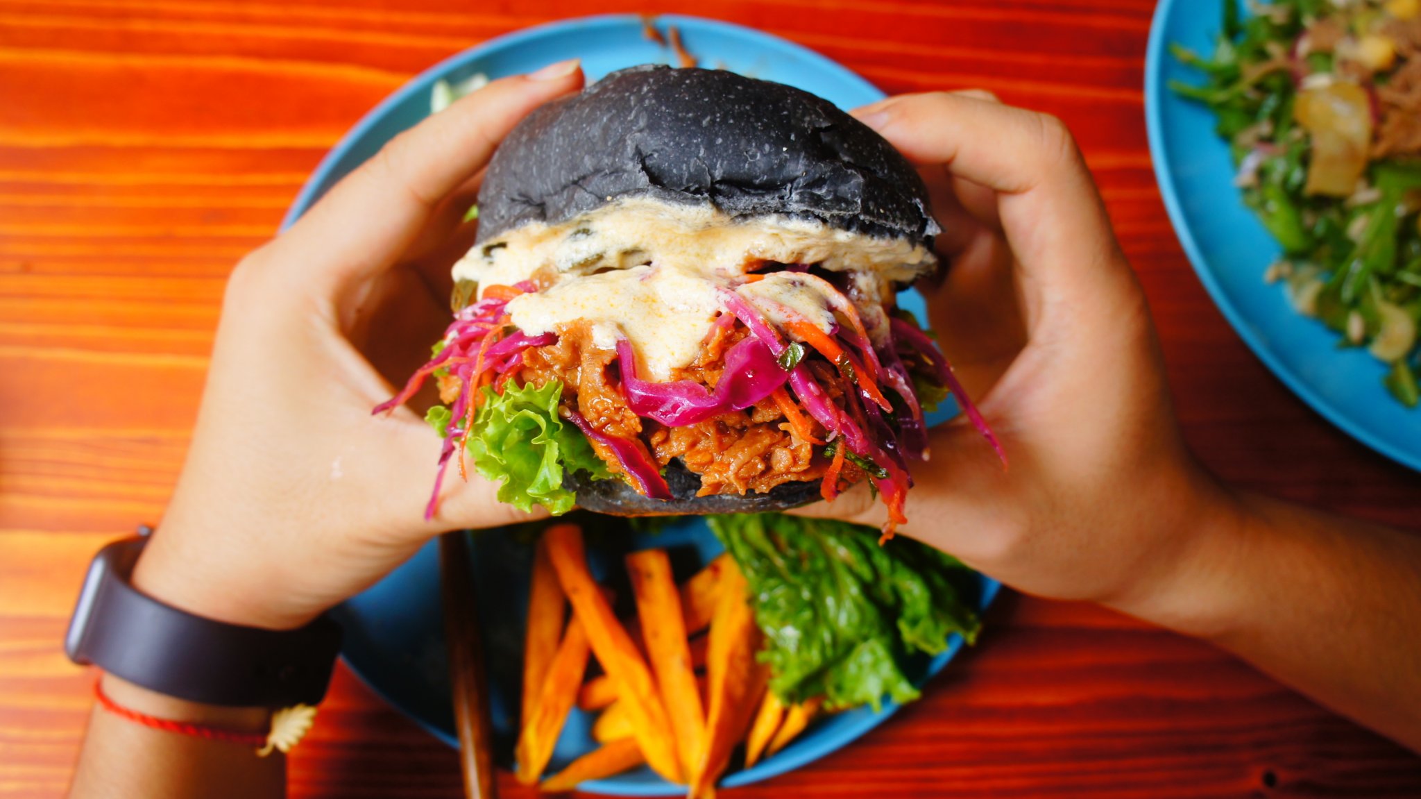 出典:roots plant based cafe