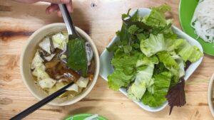 ベトナム料理についてくる“香草”の正体とは？よく出るハーブを解説