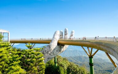 【2026年】バナヒルズのお土産おすすめ7選！スタバ限定デザインやラブブなどダナン旅行の記念にぴったりなグッズを紹介